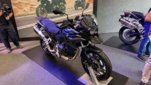 BMW F 800 GS 2025: potência e aventura em duas rodas